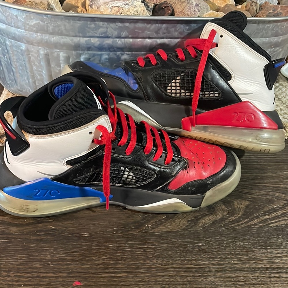 Jordan 270 mars red and blue kids